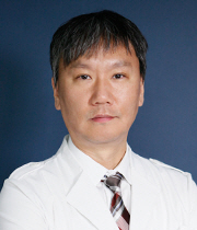 윤상욱 전문의